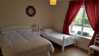 Отели типа «постель и завтрак» An Charraig Ban Ардара Трехместный номер Делюкс-1
